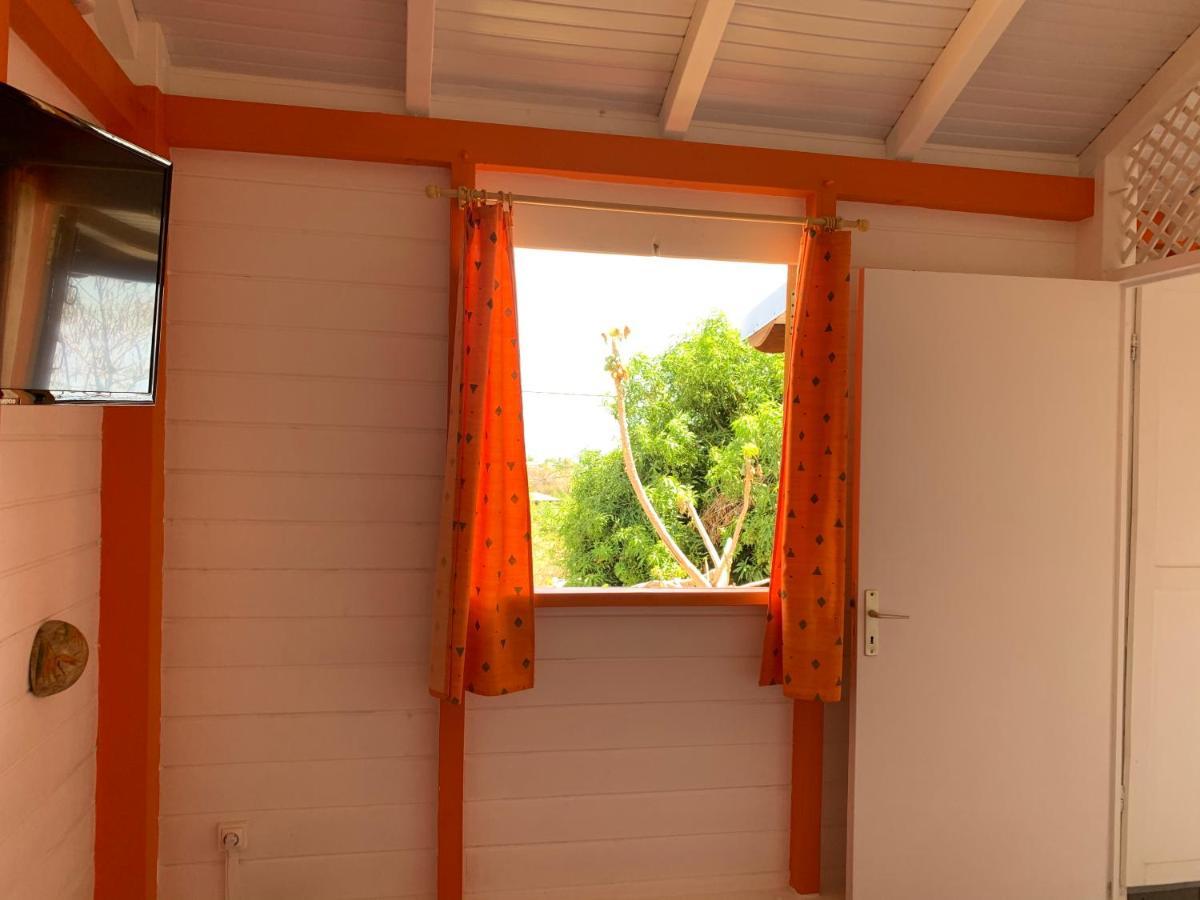 Bungalow Les Cerisiers Bouillante Luaran gambar